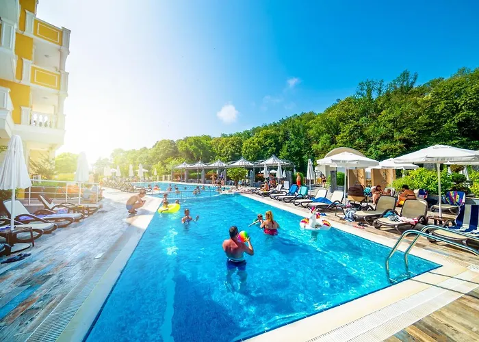 Marina White Sands Beach Hotel