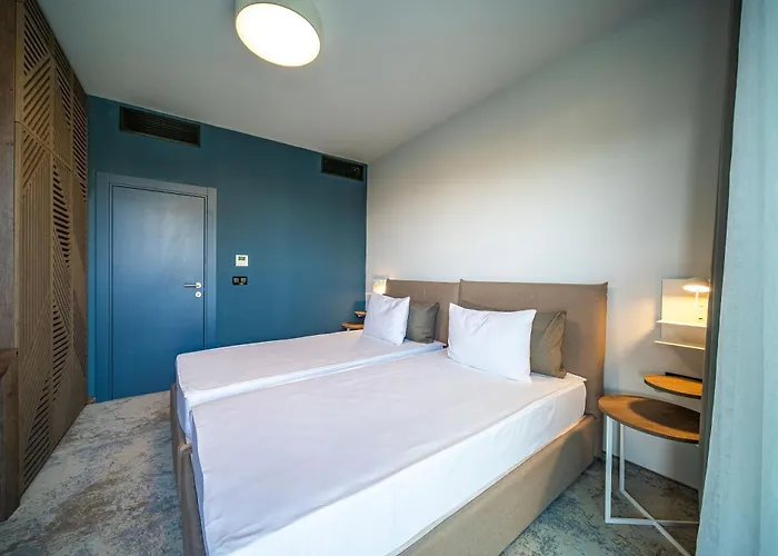 Hvd Reina Del Mar - Premium Spa Service & Free Parking